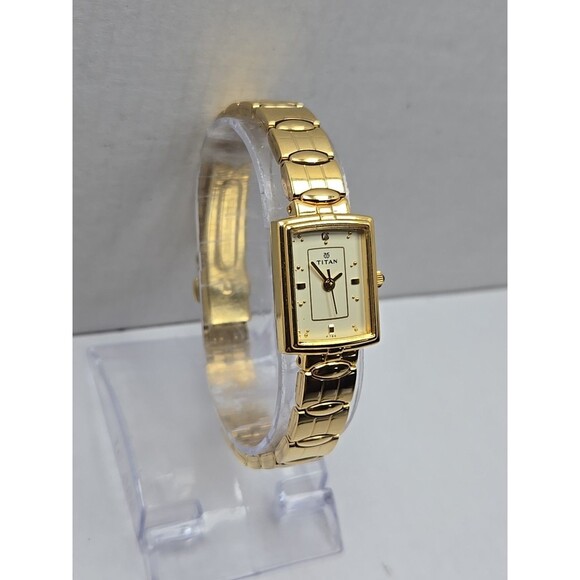 Titan Raga Womens Rectangle Gold Tone Dress Watch New Battery 30m Quartz India - Picture 3 of 13